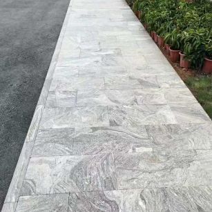 长春浪淘沙地铺石 夜里雪