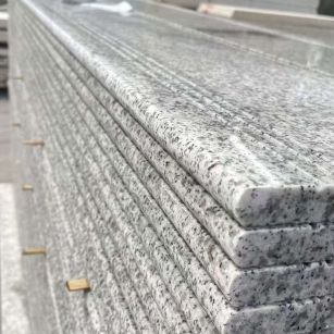 长春芝麻白楼梯踏步 花岗岩楼梯板材