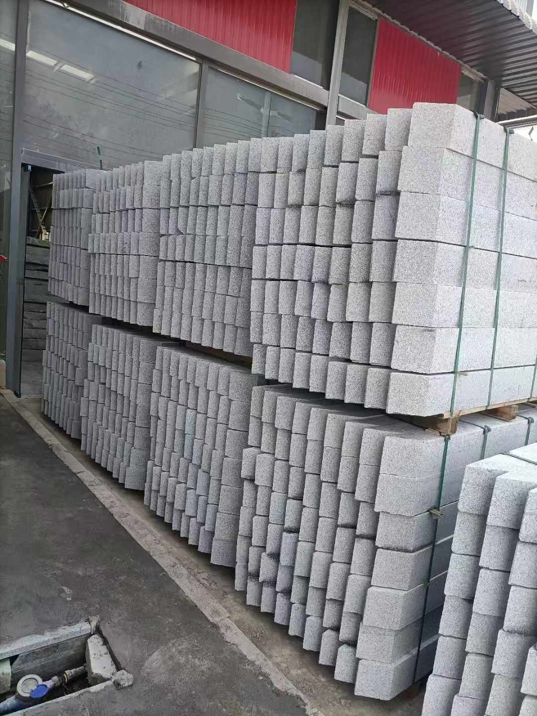 长春芝麻白树围石 树池