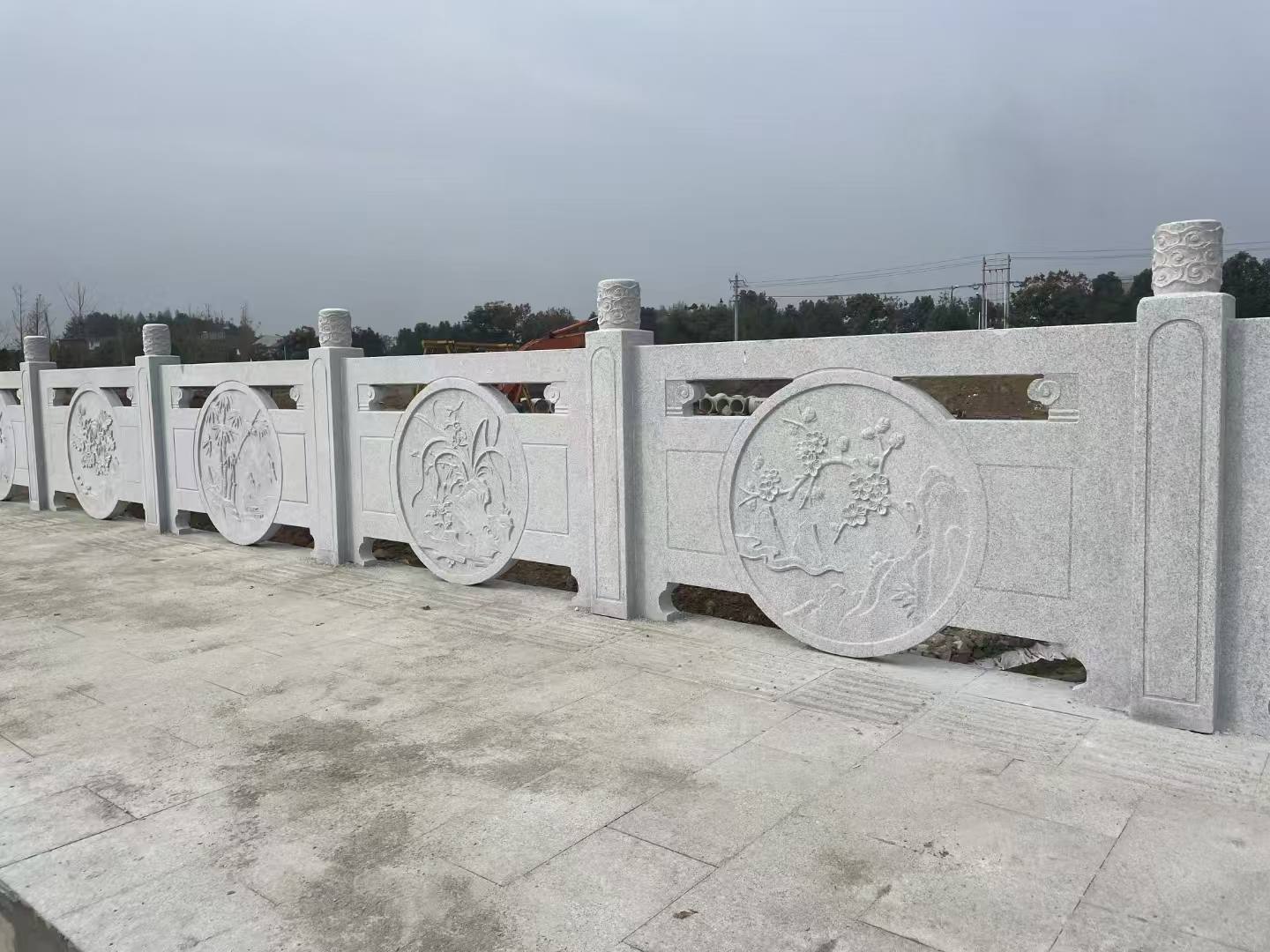 长春芝麻白河道栏杆 石材栏杆
