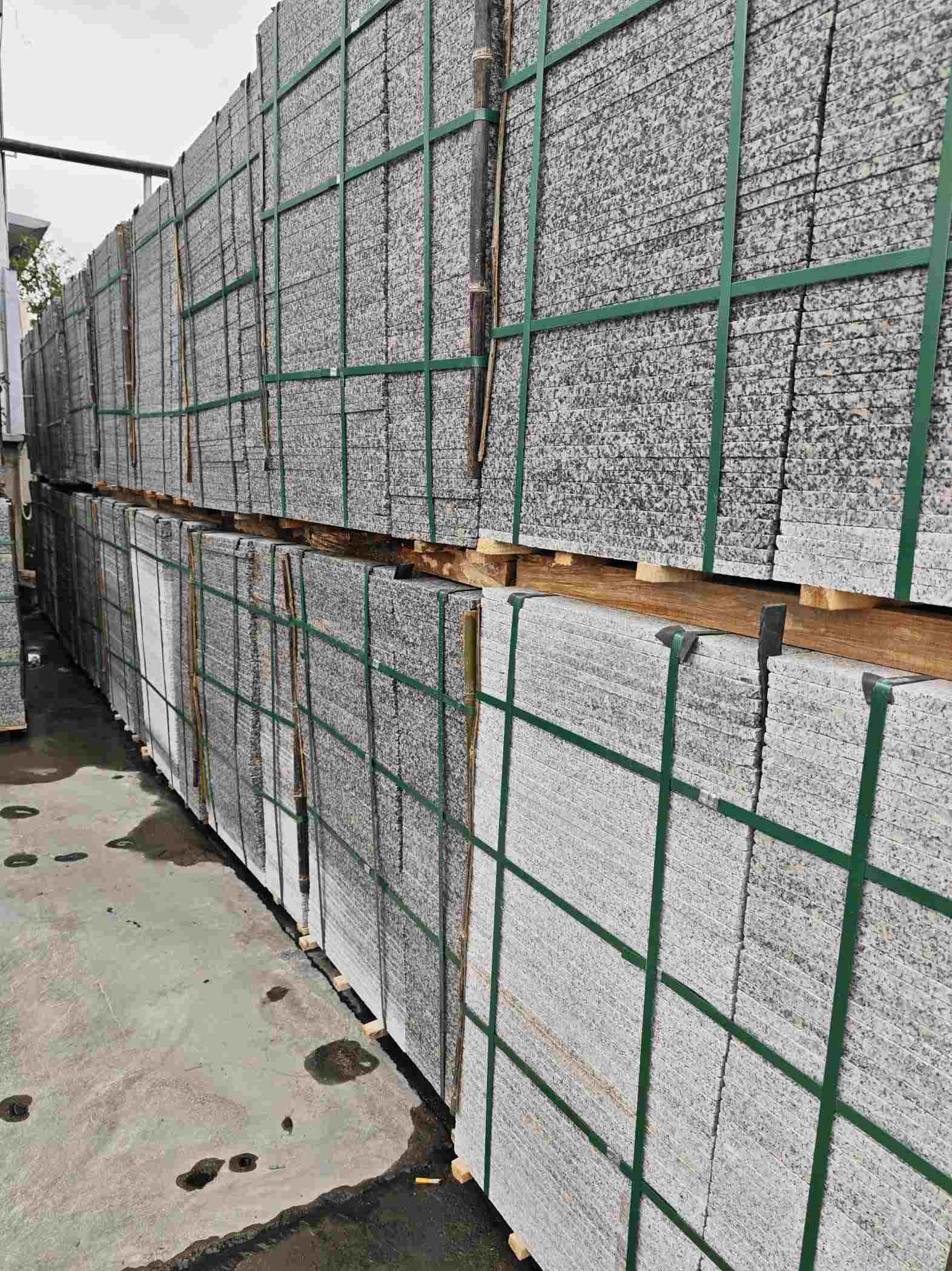 长春芙蓉白地铺石，石材地铺石